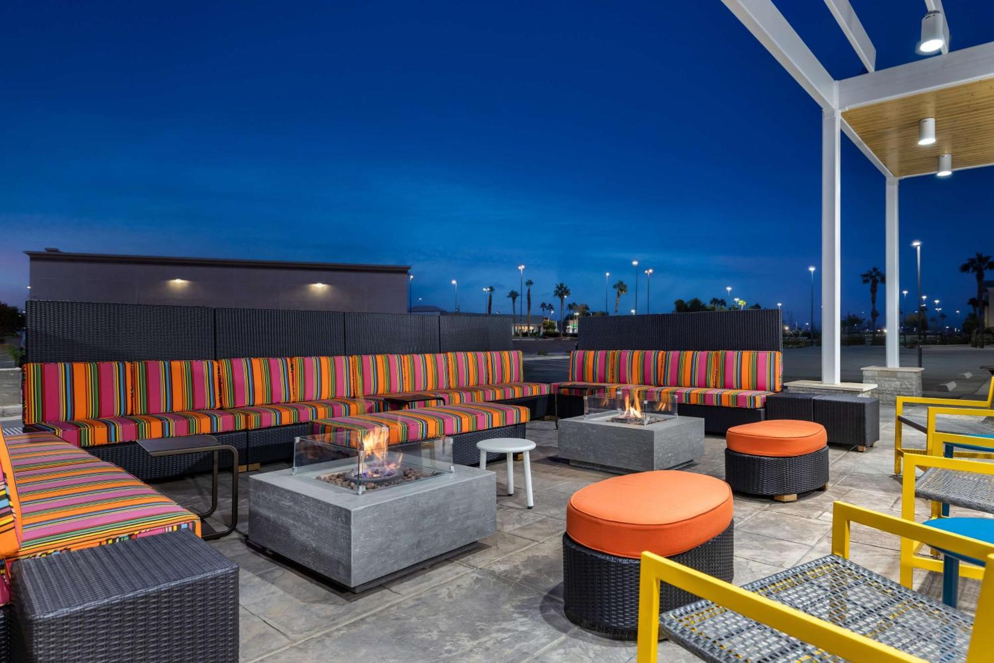 Home2 Suites By Hilton El Centro Exteriör bild